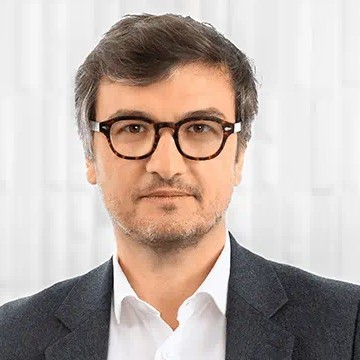 Eric Charvillat, Taylor Wessing