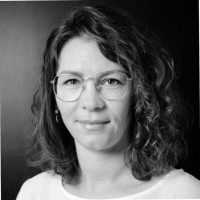 Aurélie Desveaux SCHRODERS CAPITAL