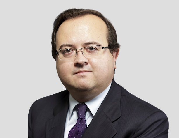 Cédric Burford, Clifford Chance