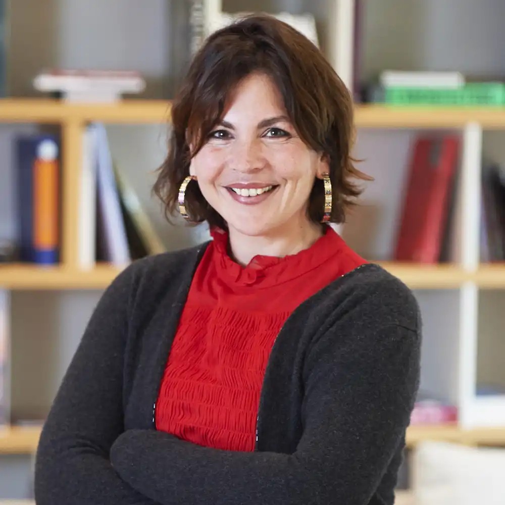 Claire Ruggieri, Batipart