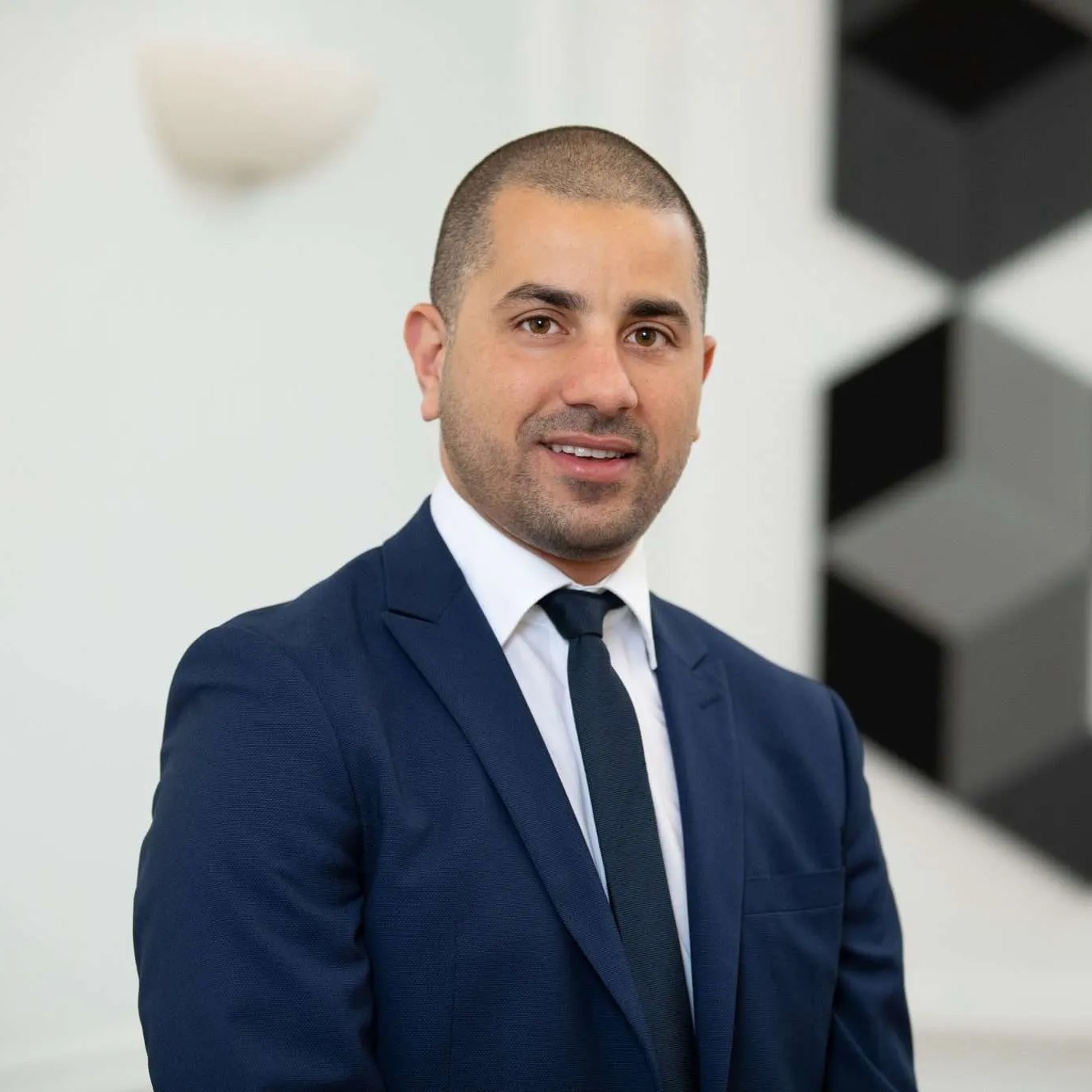 Azzdine Guechi, Paref IM