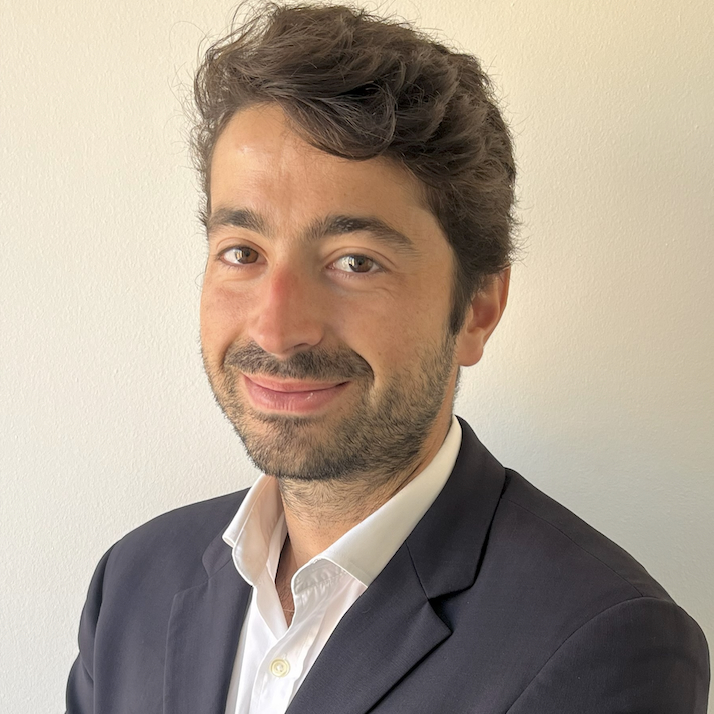 Victor Lavisse, APRC Group
