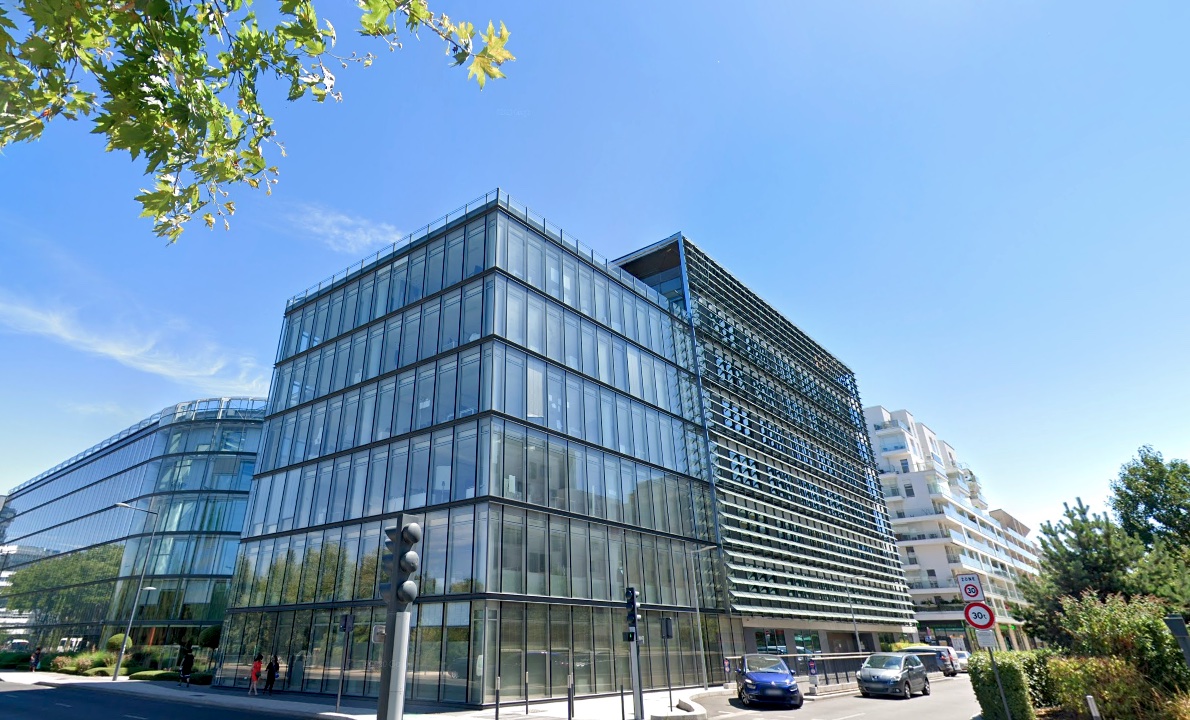 L'immeuble S'Wing, qui composait une partie du siège de BNP Paribas Real Estate à Issy-les-Moulineaux. © Google Maps