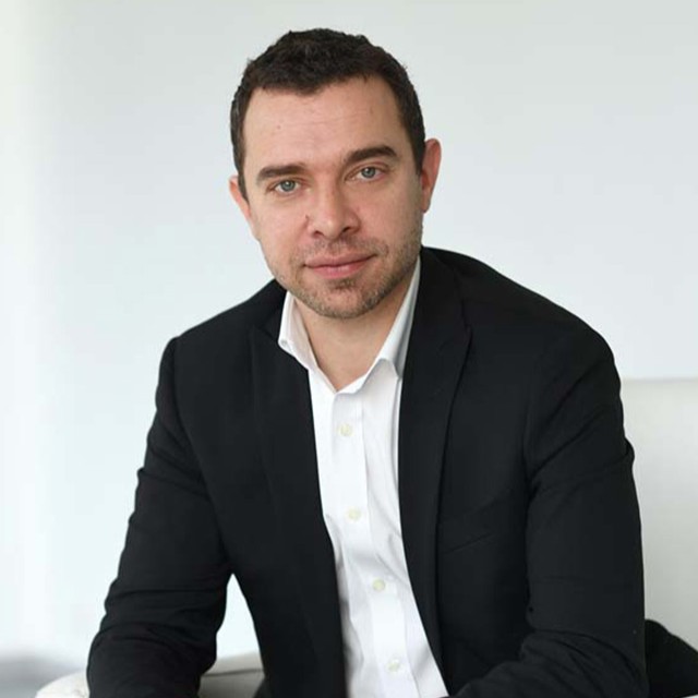 Vincent Compagnon, Uxco Group