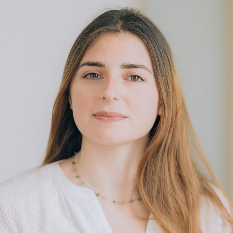 Emilie Topouchian, Kerria