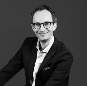 Alexandre Majbruch, Advant Altana