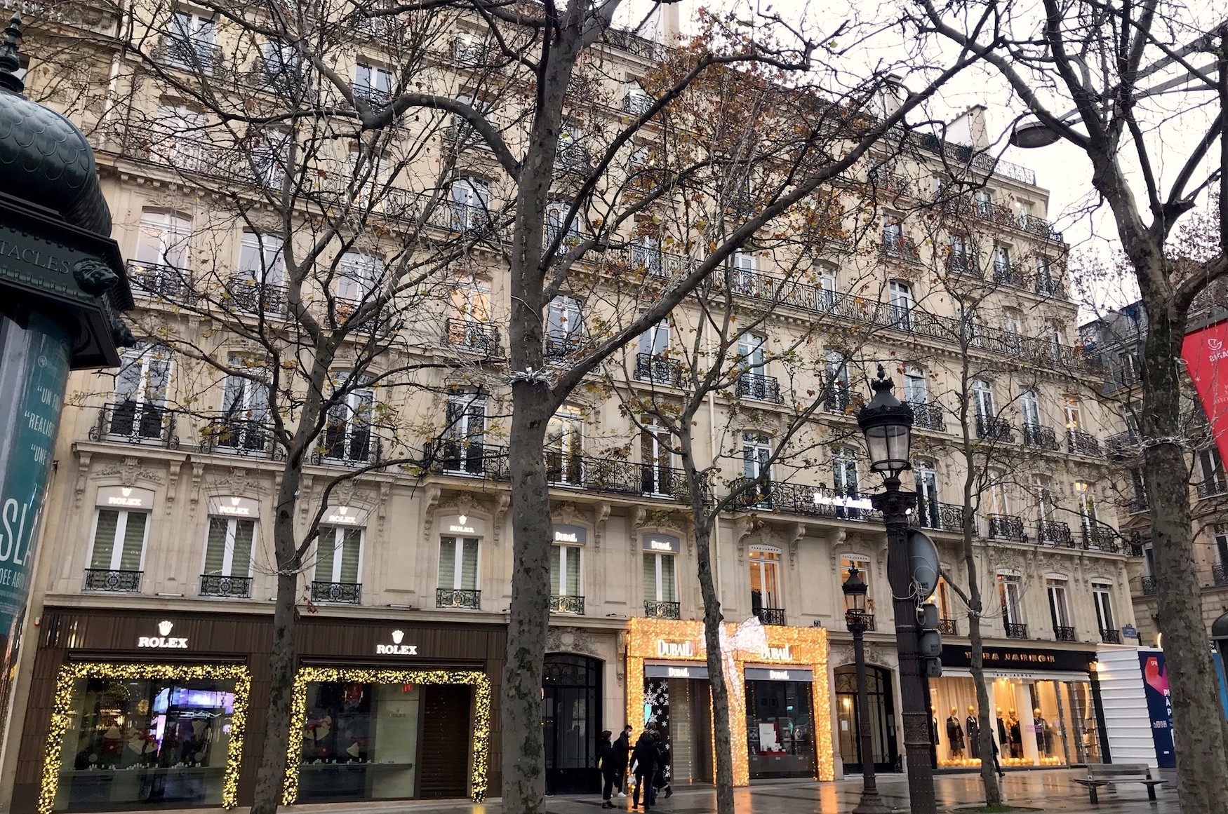 Champs-Élysées : BMO REP décroche la traditionnelle grande transaction pour  2020 | CFNEWS IMMO