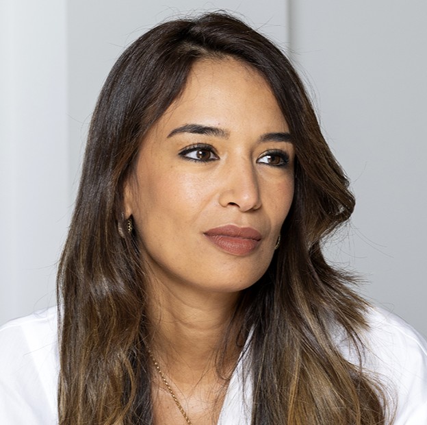 Salma El Hamdani, Weiberg Capital Partners