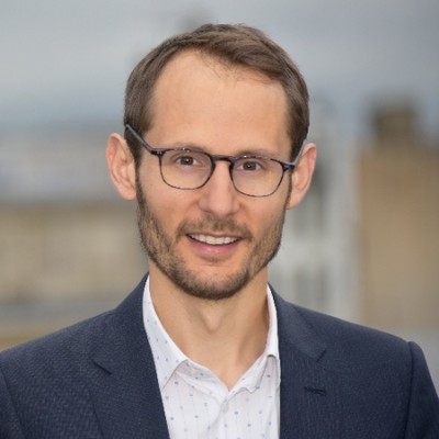Victor Beth, Soneka