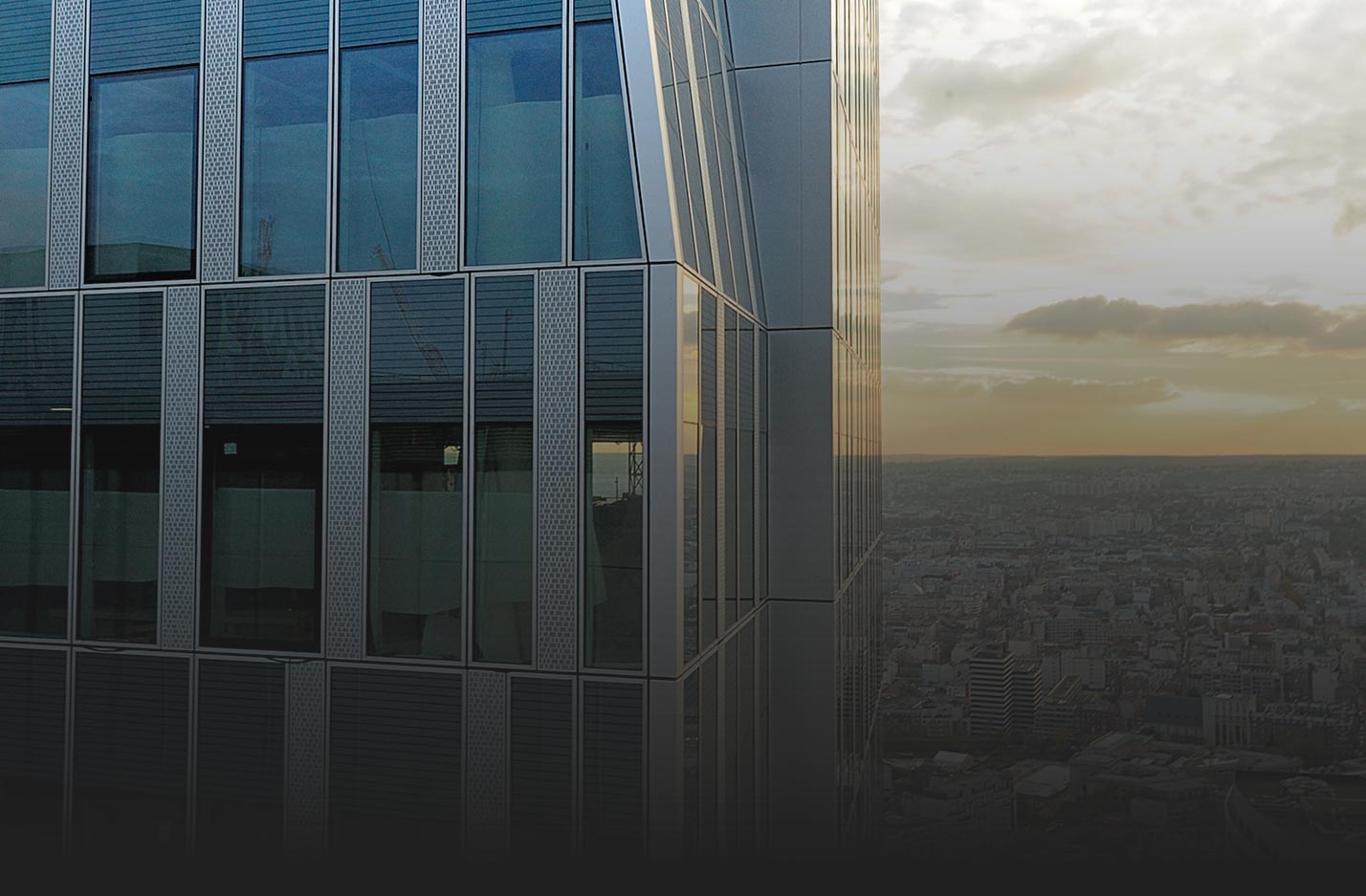 La tour Majunga, à La Défense, est notamment dans le portefeuille géré par L'Etoile Properties. © Eiffage Construction
