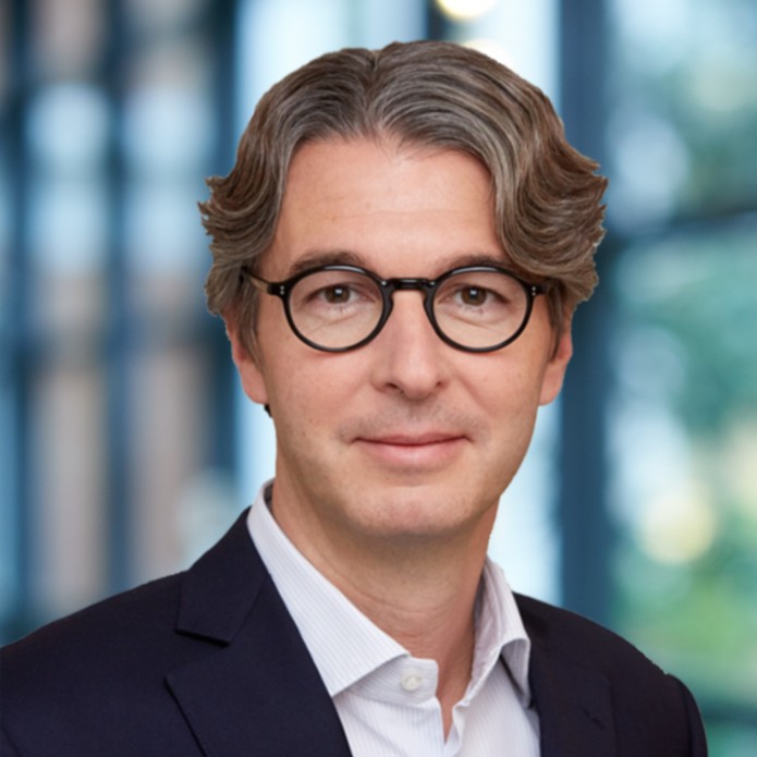 Igor Simic, Bredin Prat