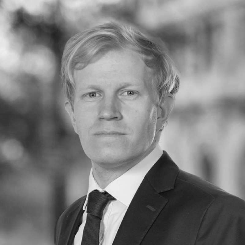 Olivier Pâris, White & Case