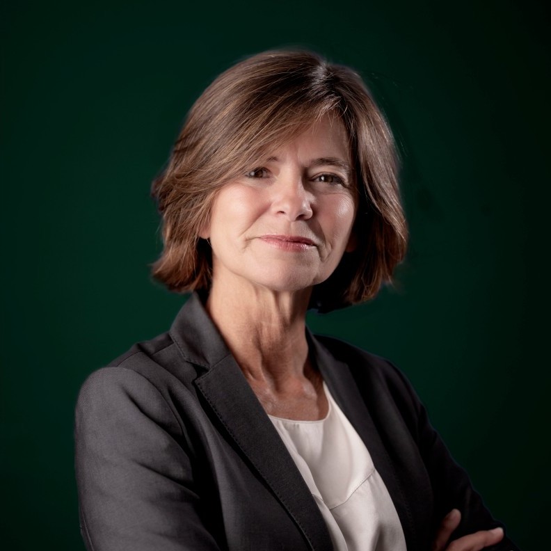 Fabiola Barreira, Khome