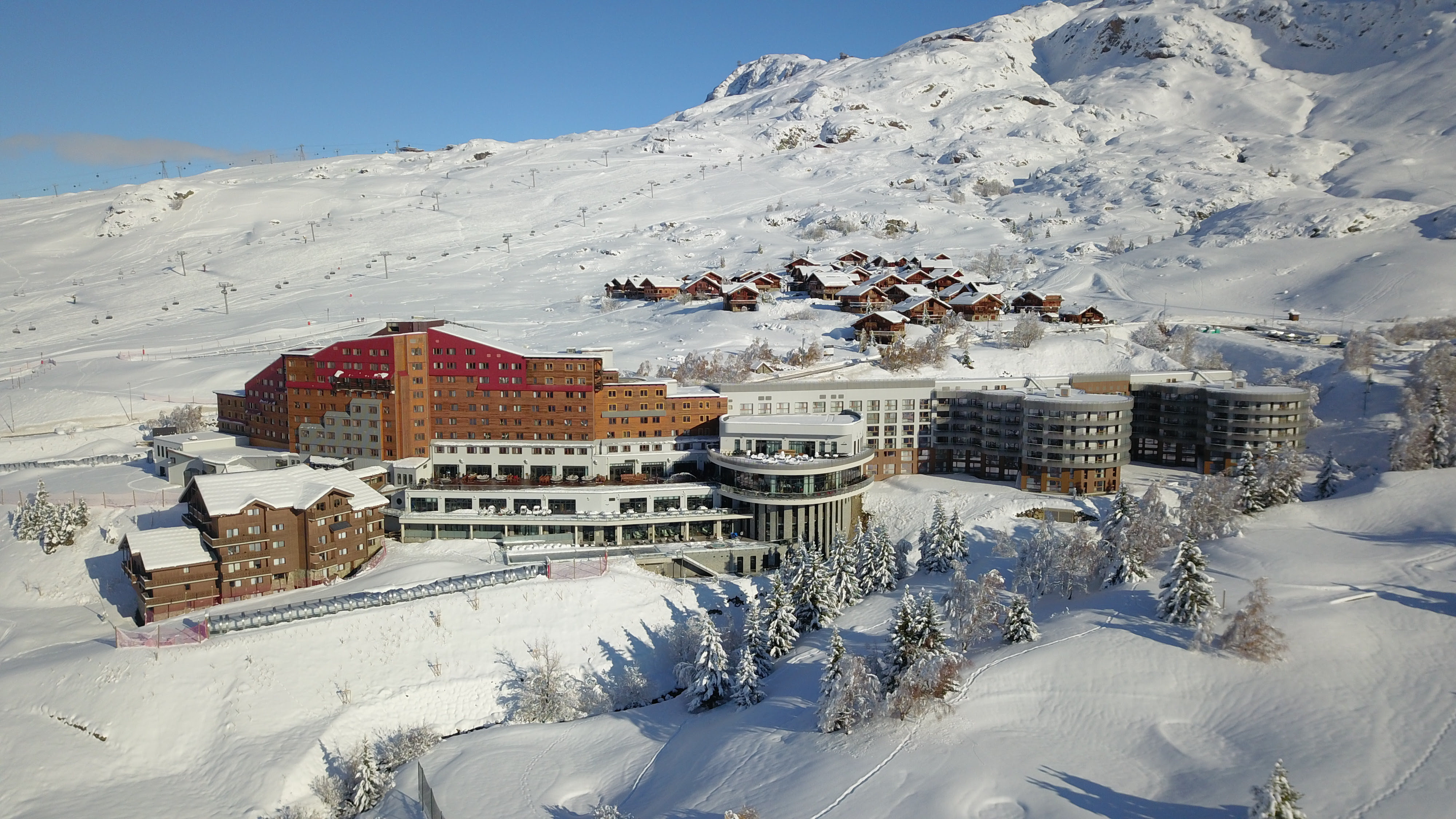 Le Club Med Alpe d'Huez, repris par BNP Paribas REIM.