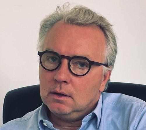 Thomas Dumoulin, Airs D'entreprises