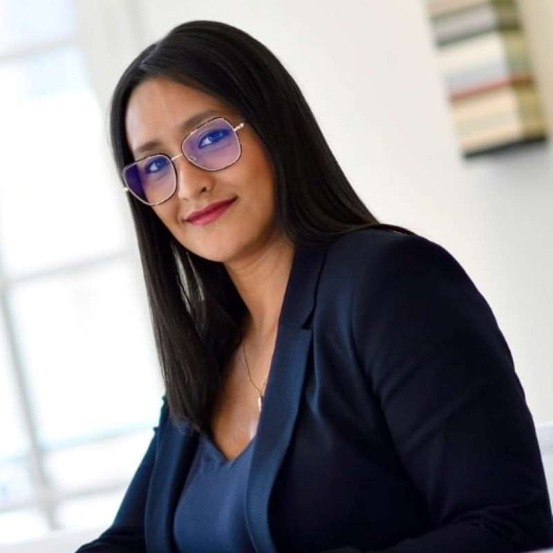 Lobna Issaïden, Jeantet