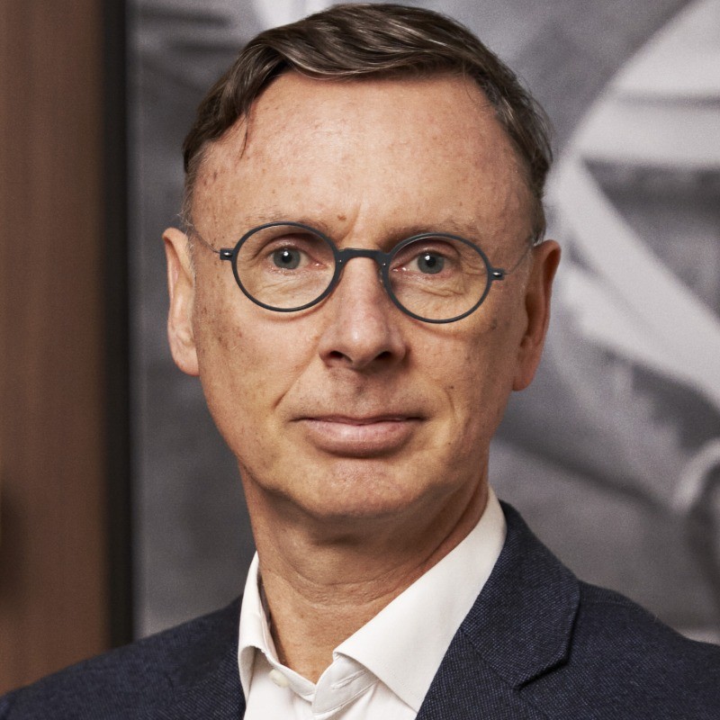 Xavier O'Quin, Edgar Suites