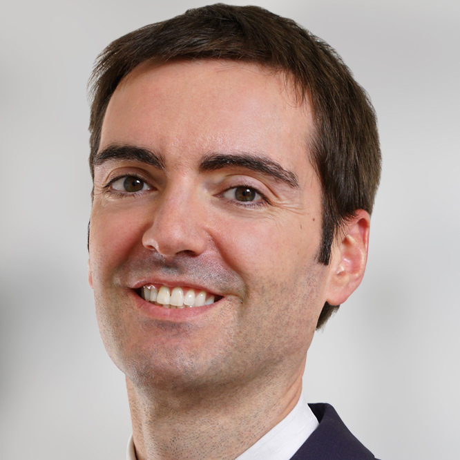 Pierre-Benoit Pabot du Chatelard, Clifford Chance.