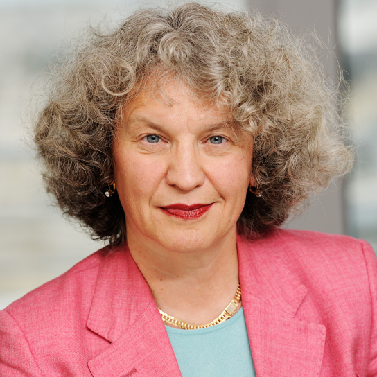Xenia Legendre, Hogan Lovells