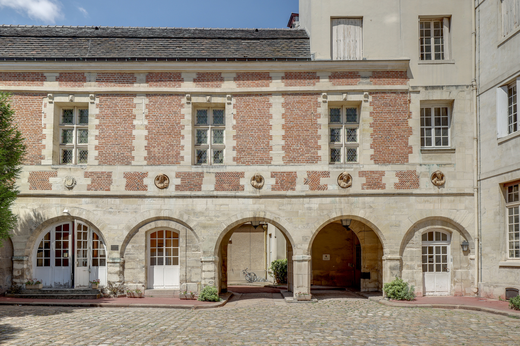 L'hôtel Scipion, à Paris 5, date du XVIe siècle