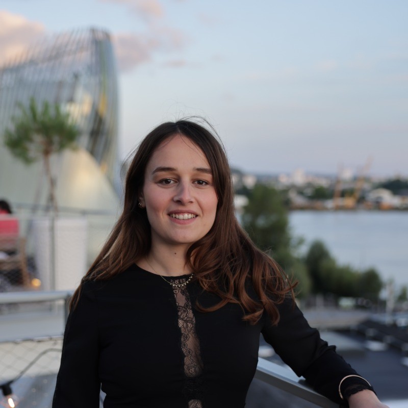 Anouchka Poulet, Groupe Legendre