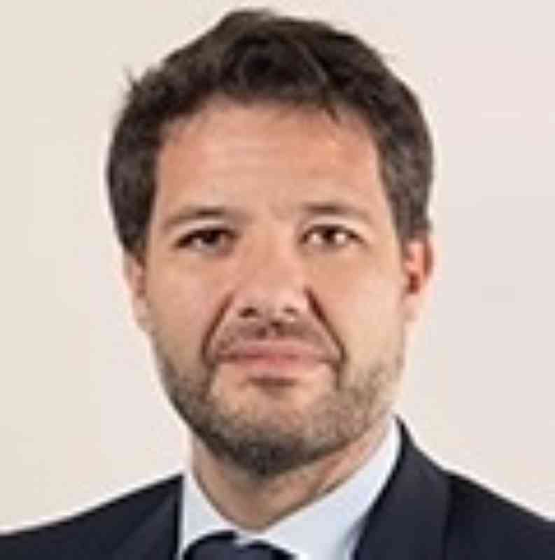 Guillaume Navarro, Gide