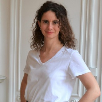 Amélie Cazalet, Upside
