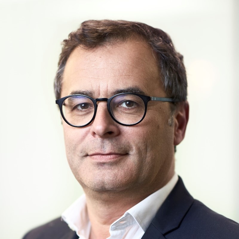 Alexandre Séjourné, Accessite