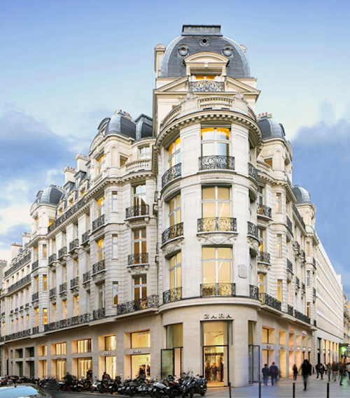 L'immeuble du 92 Champs-Elysées, à Paris 