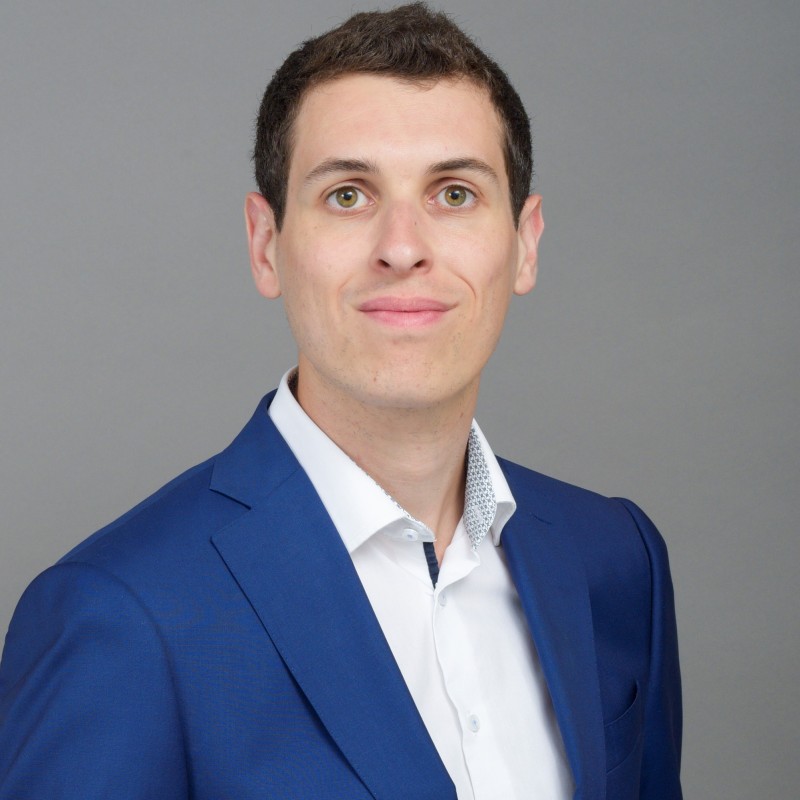 Alexandre Ghasarossian, LeadCrest Capital Partners