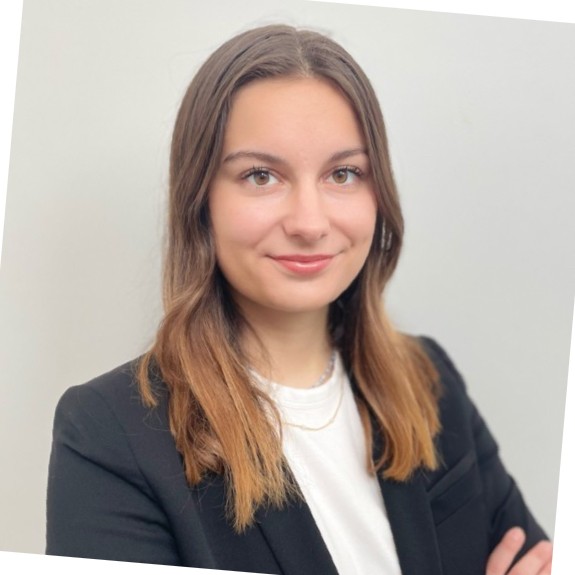 Adele Guennoc, Eastdil Secured