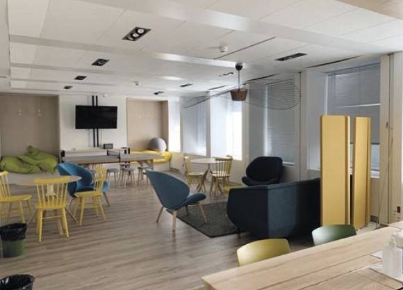 Le 11e étage du Héron Building, dans le 14e arrondissement de Paris. Le 11e étage du Héron Building, dans le 14e arrondissement de Paris.