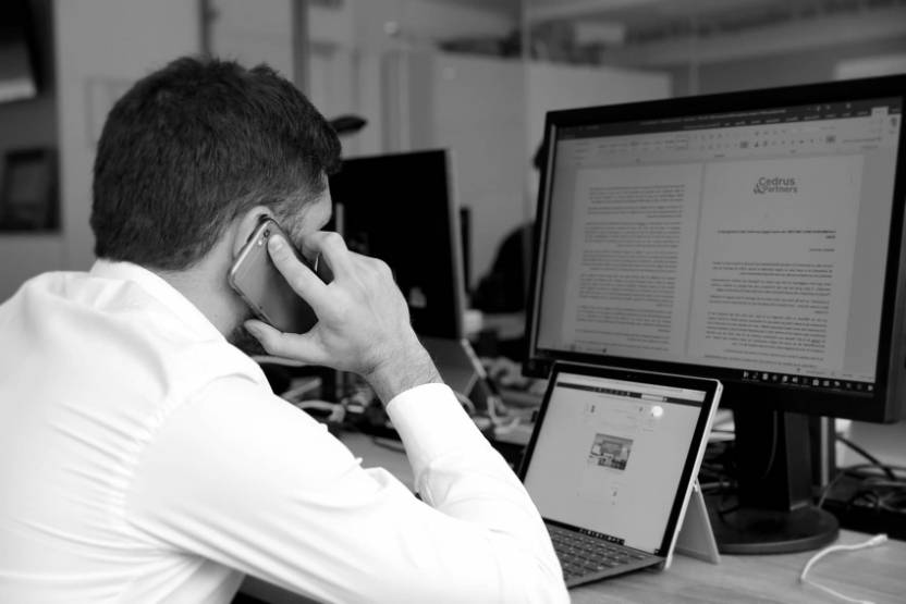 Un employé de Cedrus & Partners au travail. © DR Un employé de Cedrus & Partners au travail. © DR