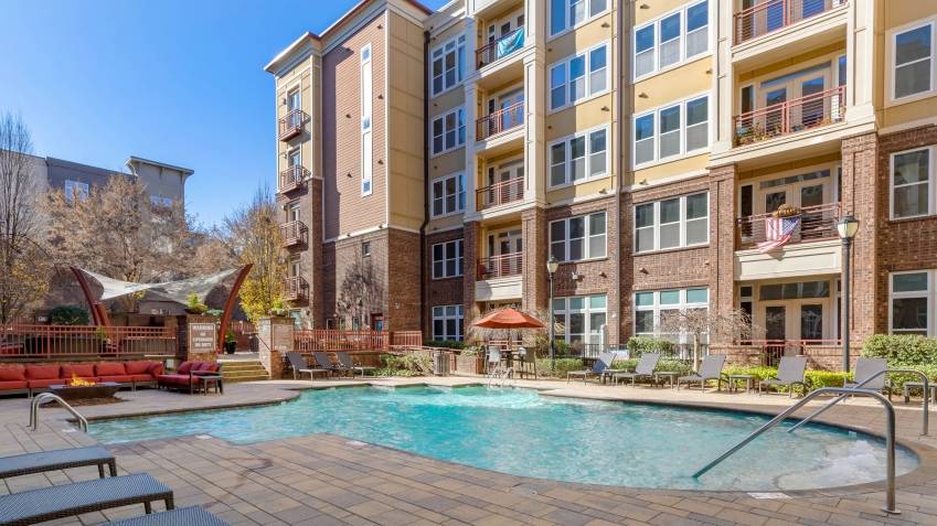 L'immeuble Metro 808, situé à Charlotte, aux USA. L'immeuble Metro 808, situé à Charlotte, aux USA.