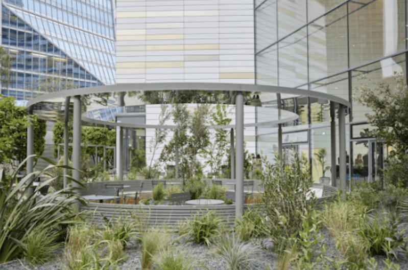 La tour Eqho, à La Défense © Maxime Huriez. La tour Eqho, à La Défense © Maxime Huriez.