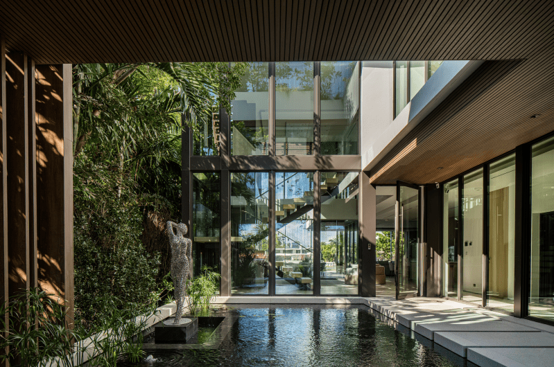 Maison Rive Gauche à Miami. © SOCRI LIMITED / Jeanne Canto Maison Rive Gauche à Miami. © SOCRI LIMITED / Jeanne Canto