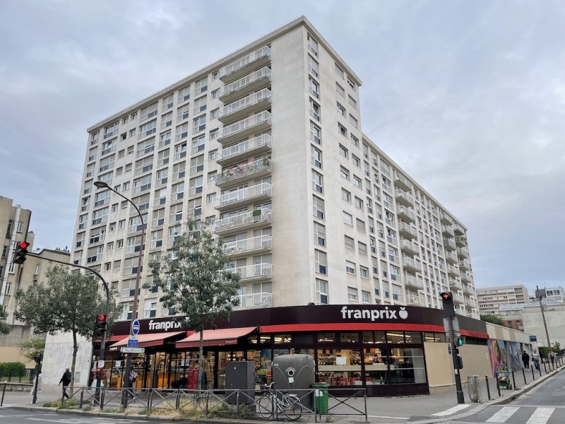 L'ensemble du 25-27 avenue du Dr Arnold Netter et du 5-7 rue Mousset Robert, Paris 12. 