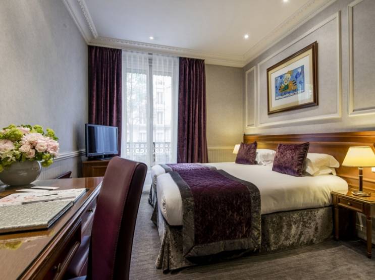 Une chambre au Waldorf Madeleine, dans le 8e arrondissement parisien. Une chambre au Waldorf Madeleine, dans le 8e arrondissement parisien.
