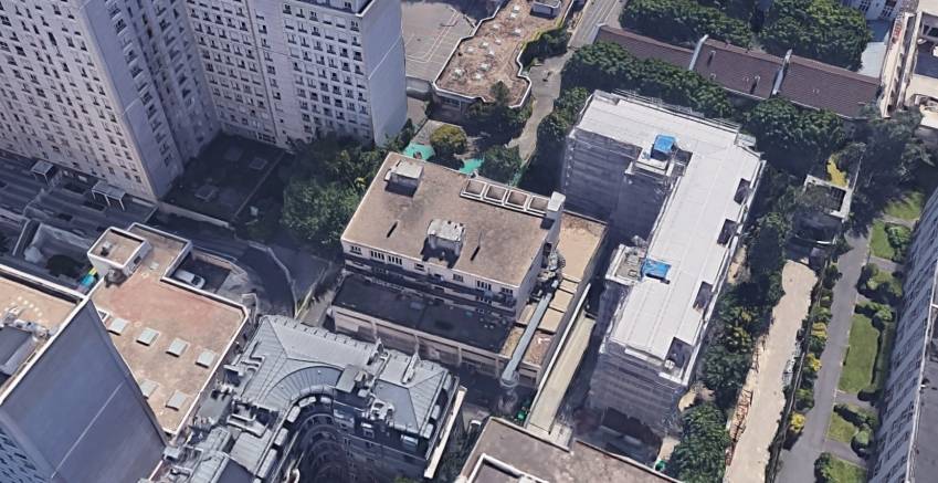 Le 78 rue d'Aubervilliers, au centre de l'image. © Google Maps
