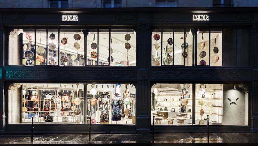 Le 384 rue Saint Honoré, boutique occupée par Dior © Raphaël Dautigny
