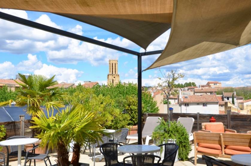 Le toit-terrasse de l'hôtel du Globe, à Aix-en-Provence. © Hôtel du Globe Le toit-terrasse de l'hôtel du Globe, à Aix-en-Provence. © Hôtel du Globe