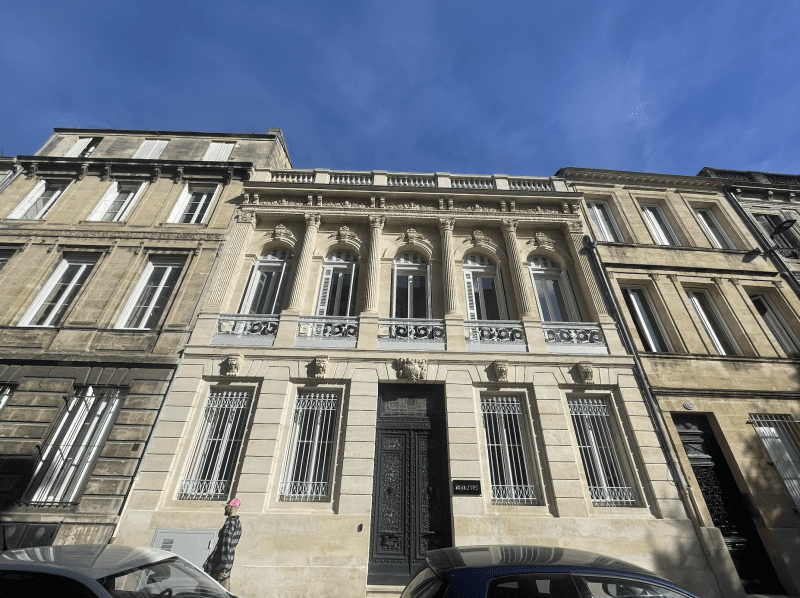  Le 160 rue du Palais Gallien à Bordeaux. 