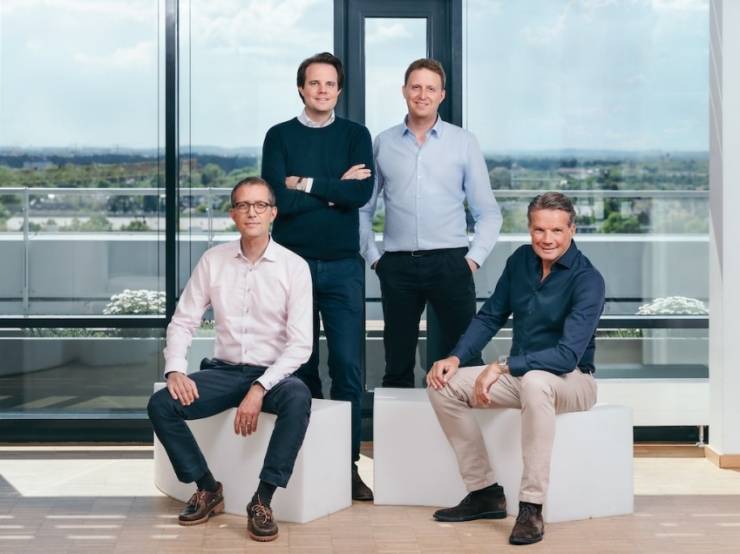 De g. à dr. : Emanuel Eibach CFO, Christian Deilmann co-fondateur & CPO, Johannes Schwarz co-fondateur et CTO, Toon Bouten CEO De g. à dr. : Emanuel Eibach CFO, Christian Deilmann co-fondateur & CPO, Johannes Schwarz co-fondateur et CTO, Toon Bouten CEO