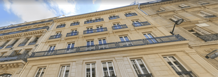 L'immeuble du 22 rue de la Banque, dans le 2e arrondissement de Paris. © Maps L'immeuble du 22 rue de la Banque, dans le 2e arrondissement de Paris. © Maps