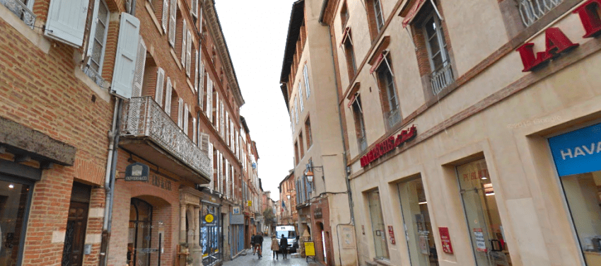 Vue de la rue de l'Hôtel de Ville à Albi, où Urban Coeur Commerce a repris un local commercial. © Maps Vue de la rue de l'Hôtel de Ville à Albi, où Urban Coeur Commerce a repris un local commercial. © Maps