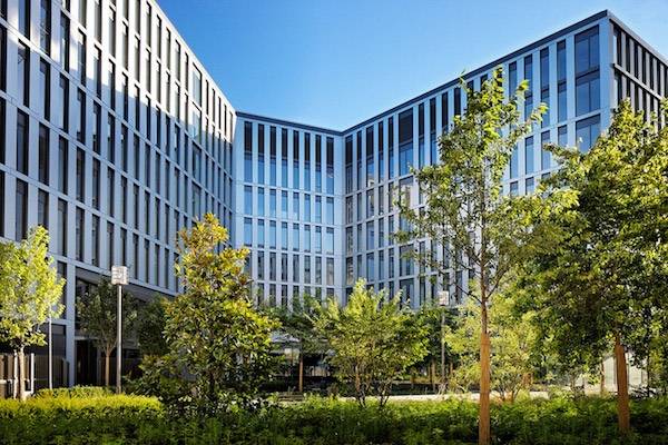 Le Quadrans, rebaptisé en "Campus Altice", dans le 15e arrondissement de Paris Le Quadrans, rebaptisé en "Campus Altice", dans le 15e arrondissement de Paris