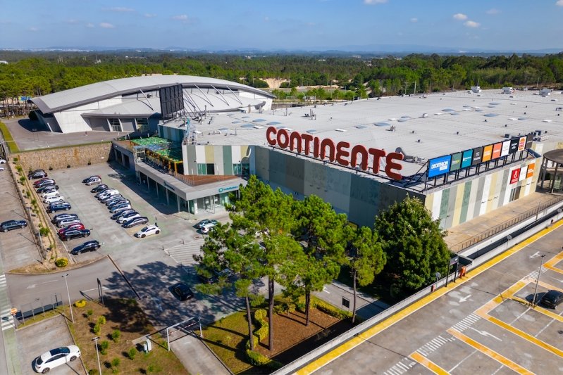 Le centre commercial Vida Ovar, près de Porto. Le centre commercial Vida Ovar, près de Porto.