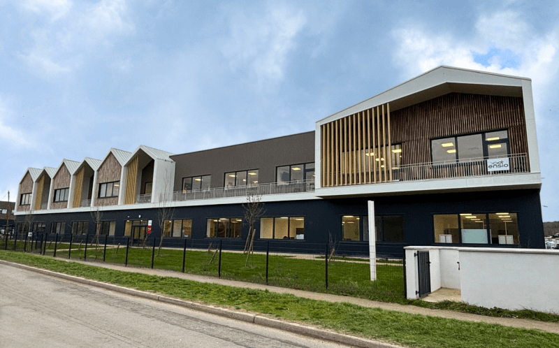 Locaux d'activités de Spirit à Flins