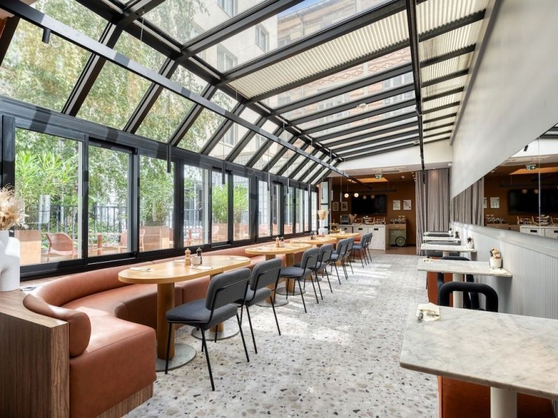 L'espace de coworking Wojo de l'Hôtel Mercure Paris 15, Porte de Versailles. L'espace de coworking Wojo de l'Hôtel Mercure Paris 15, Porte de Versailles.