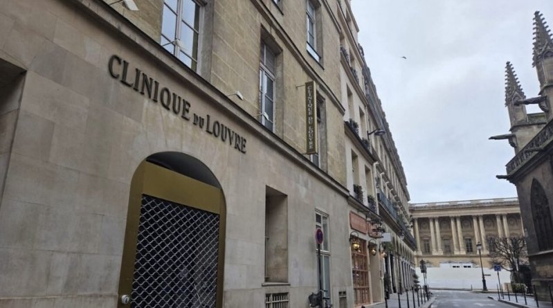 L'ex-clinique du Louvre dans le 1er arrondissement de Paris. L'ex-clinique du Louvre dans le 1er arrondissement de Paris.